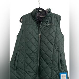 Columbia Women's Forest Green “Copper Crest vest” Quilted Vest